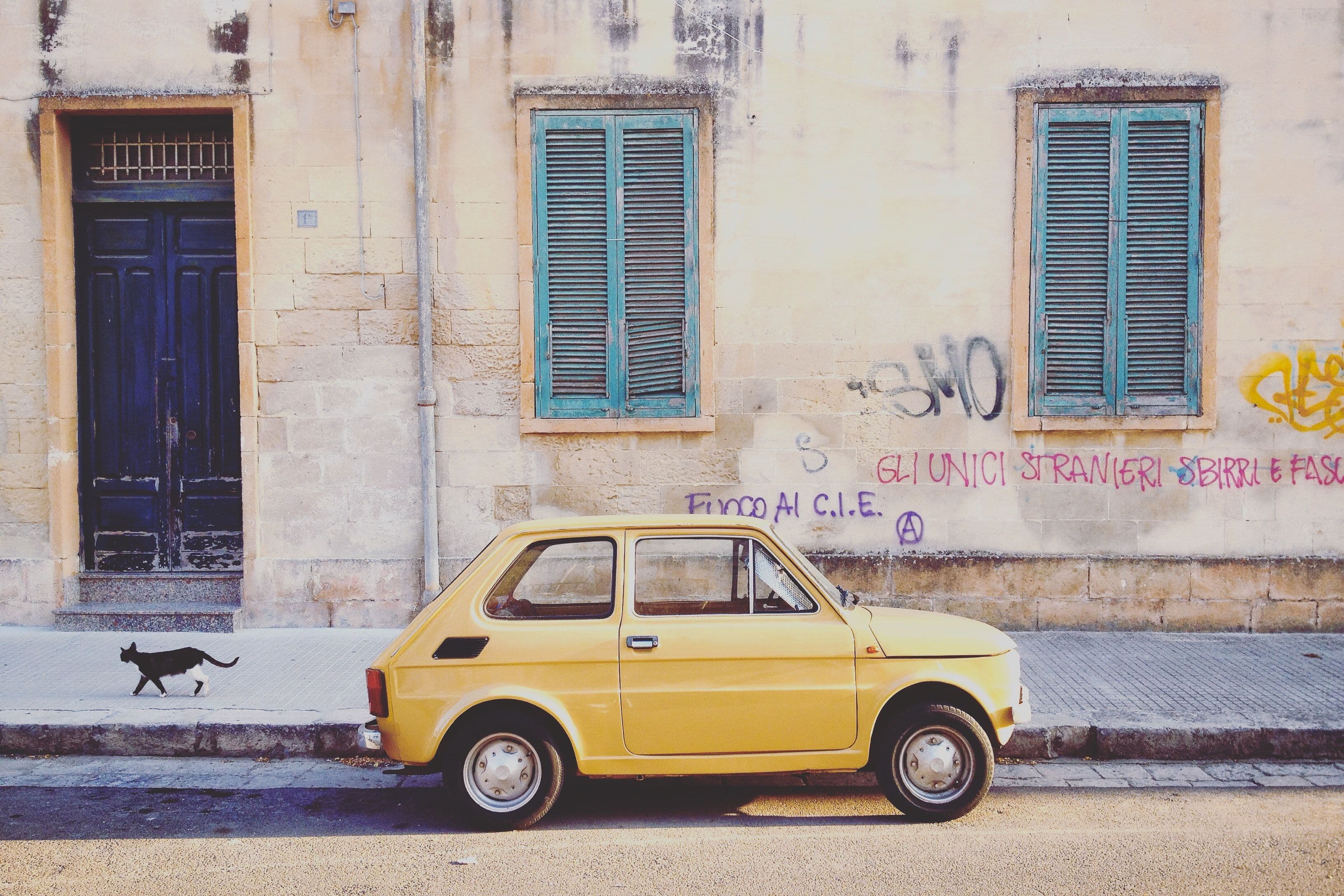 Puglia Cute Car